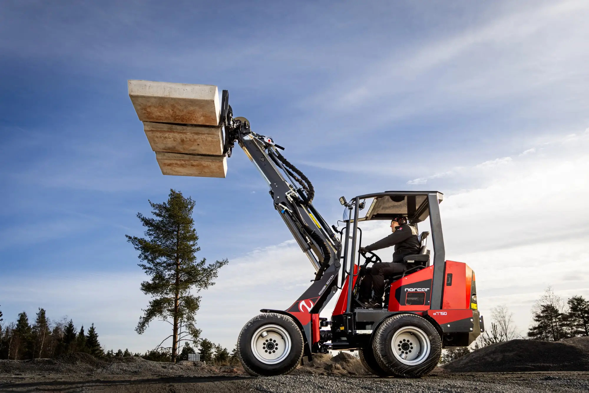 Hea meel on teada anda, et alates aprillist on HM Nordic OÜ Norcar kompaktlaadurite ametlik esindaja Eestis. Norcari näol toome Eesti turule tippklassi kompaktl